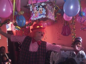 Mauricio Corales prestadores de Servicio tecnico en Chile en Santiago |  Animaciones Infantiles Payaso Cascabell, Cumplea&ntilde;os