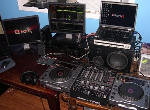 ricardo azocar prestadores de Servicio tecnico en Chile en Las Condes |  Arriendo de servicios de DJ y AMPLIFICACION para eventos, de 50 -200 personas barato
