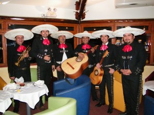 Mariachis Chile Mexico prestadores de Servicio tecnico en Chile en Lo Barnechea |  Mariachis en Lo Barnechea, Mariachis a domicilio 02-7279788