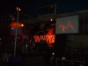 rzproducciones prestadores de Servicio tecnico en Chile en Santiago |  amplificacion para eventos, dj, animador, baile entretenido, iluminacion, karaoke