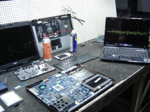 SERVICIO TECNICO PC prestadores de Servicio tecnico en Chile en Santiago |  PERDIO LA MEMORIA ?, TRAIGALO  A  CATEDRAL 1980 SANTIAGO CENTRO