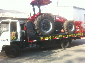 christian Ausset prestadores de Servicio tecnico en Chile en Las Condes |  Servicio de Gr&uacute;a cama para veh&iacute;culos y Maquinaria 24hrs, 24HRS