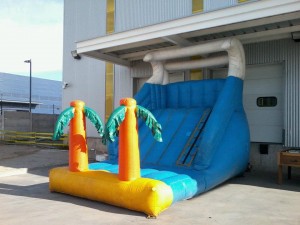 LEonardo  Recabarren  AStudillo prestadores de Servicio tecnico en Chile en Santiago |  arriendo  de  juegos  inflables y camas el&agrave;sticas 7f-5161429, AMPLIFICACI�N,ILUMINACI�N , DJ ,KARAOKES, ,DATA SHOW ARRIENDOS 