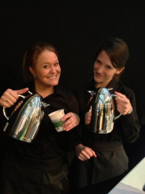 HERNAN BROION prestadores de Servicio tecnico en Chile en Las Condes |  Servicio de garzones 09-1570121 especial para eventos de casas empresa, Servicio de garzon,servicio de garzoneria, servicio de meseros, stgo