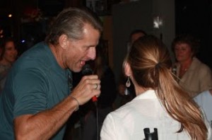 luis gavez  prestadores de Servicio tecnico en Chile en Santiago |  Karaoke a domicilio cumplea&ntilde;os todo santiago chile, Animaci&oacute;n.locuci&oacute;n.fiestas.infantiles. cumplea&ntilde;o karaoke .bingos. 