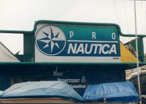 Francisco Franciz prestadores de Servicio tecnico en Chile en Maip&uacute; |  Nombres matr&igrave;culas cintas letras autoadhesivas,letreros, logotipos , Publicidad en vitrinas, vehiculos, se&ntilde;al&eacute;tica vial e institucional...