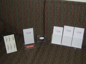 Jorge Castillo A. prestadores de Servicio tecnico en Chile en Santiago |  PORTA FOLLETOS ACRILICOS - DISPLAYS ACRILICOS, Exhibidores, soportes Zapatillas, Trabajos especiales