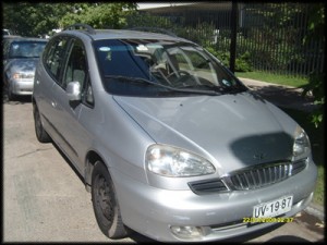Roberto prestadores de Servicio tecnico en Chile en Macul |  Vehiculo Daewoo Rezzo 3 Corridas de asientos Full, FONO: 02 8239597 -82594082