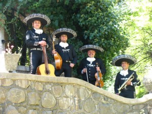 Mariachi chile mexico prestadores de Servicio tecnico en Chile en La Reina |  Mariachis en vivo 02-7279788, Mariachis a domicilio
